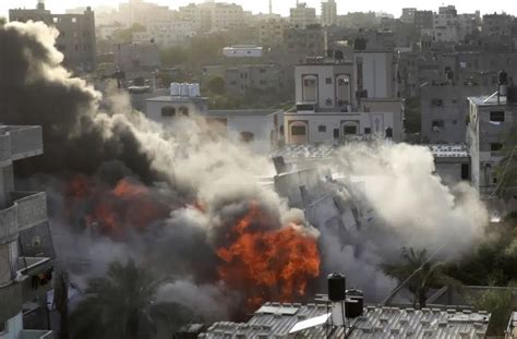 Israeli army says Palestinian militants fire rocket from Gaza into Israel, testing cease-fire